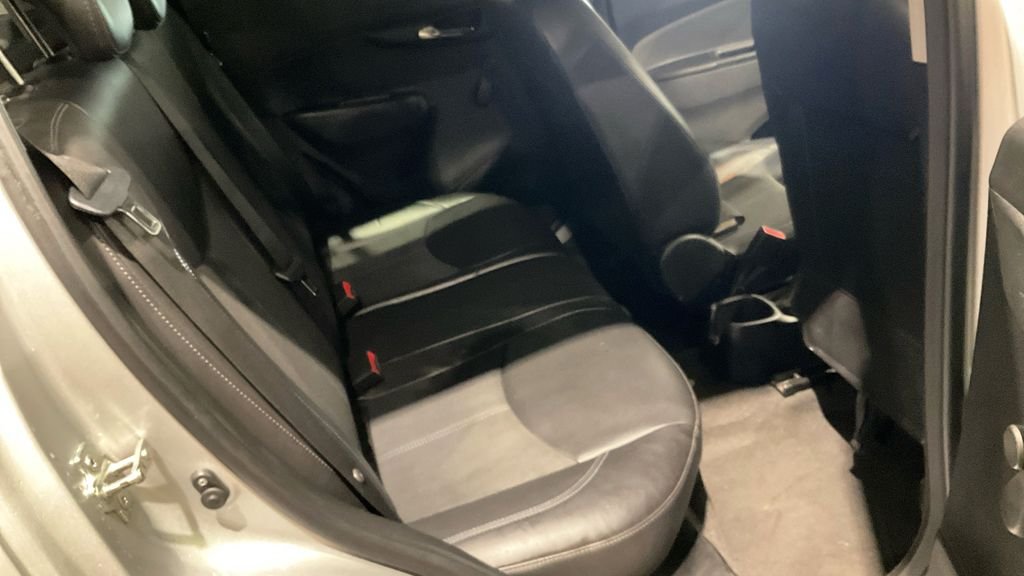 Used Vauxhall Viva 2016 for sale - 76724978: Photo 11