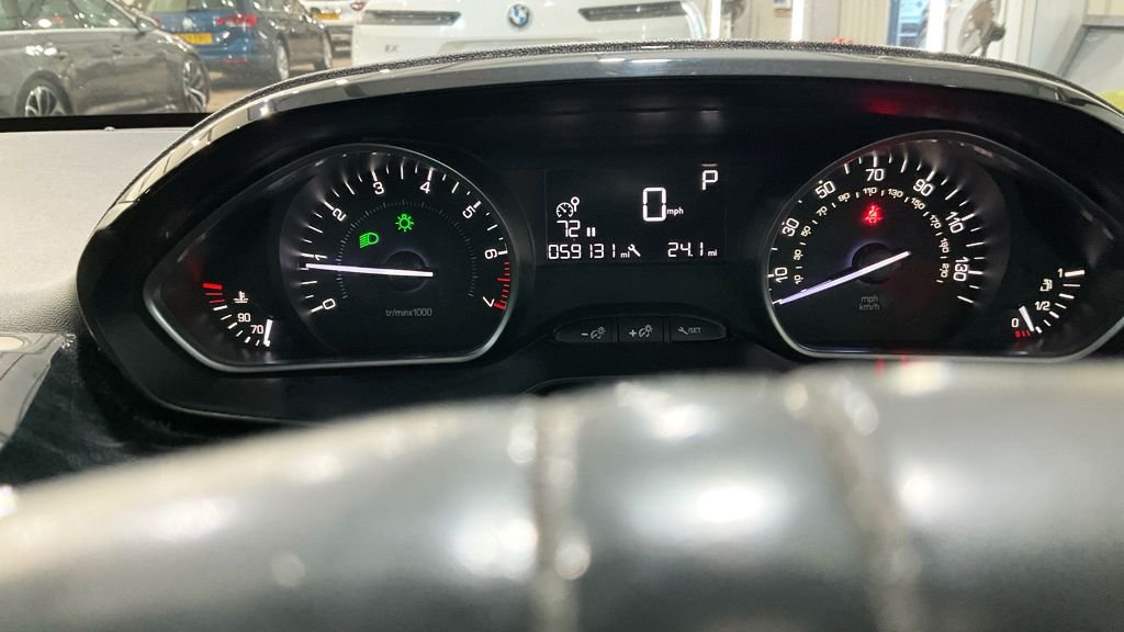 Used Peugeot 208 2017 for sale - 76768712: Photo 7