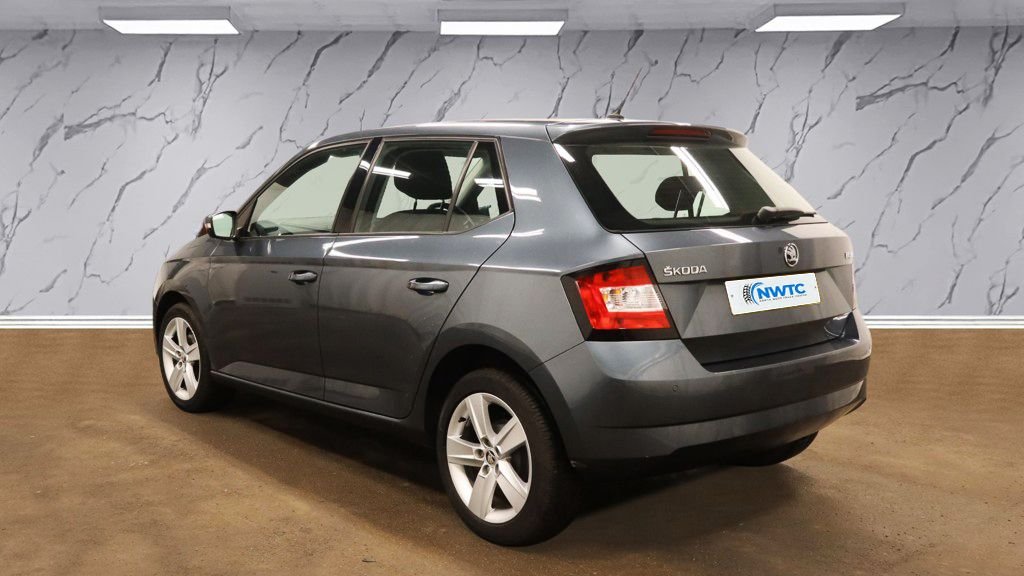 Used Skoda Fabia 2018 for sale - 77498875: Photo 6