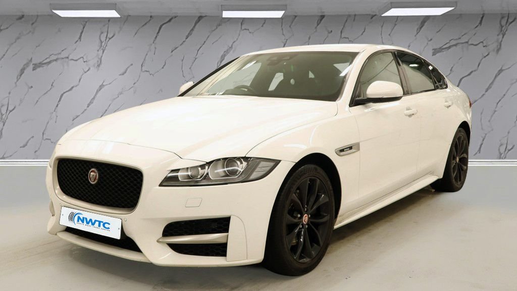 Used Jaguar XF 2017 for sale - 77463978: Photo 5