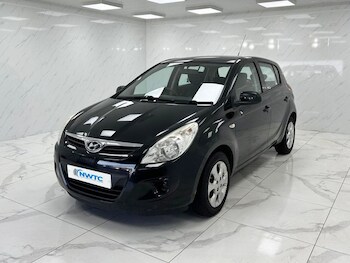 Used Hyundai i20 2011 for sale - 77262924: Photo