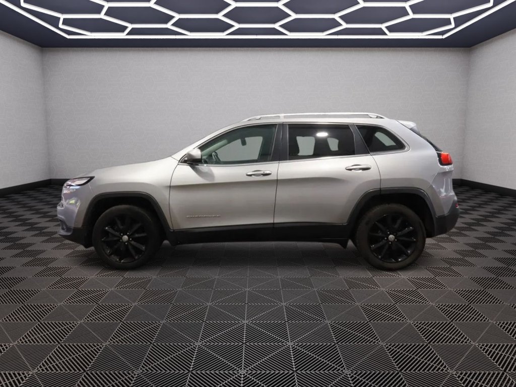 Used Jeep Cherokee 2015 for sale - 76386541: Photo 7