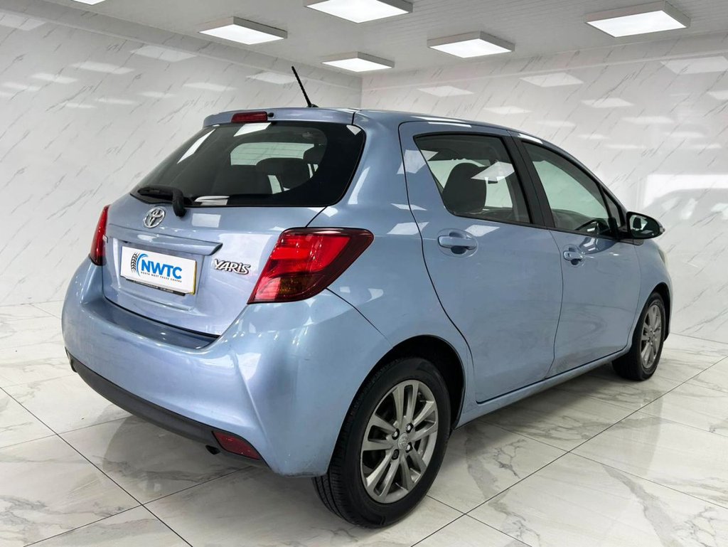 Used Toyota Yaris 2015 for sale - 76092631: Photo 9