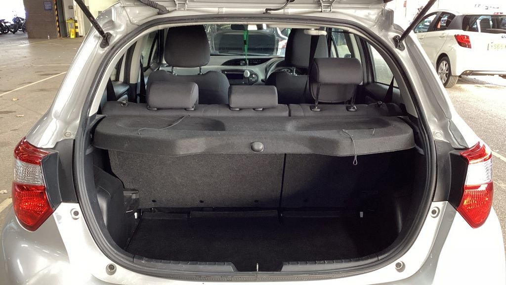 Used Toyota Yaris 2018 for sale - 76768674: Photo 12