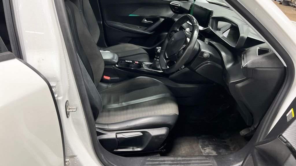 Used Peugeot 2008 2021 for sale - 77464165: Photo 13