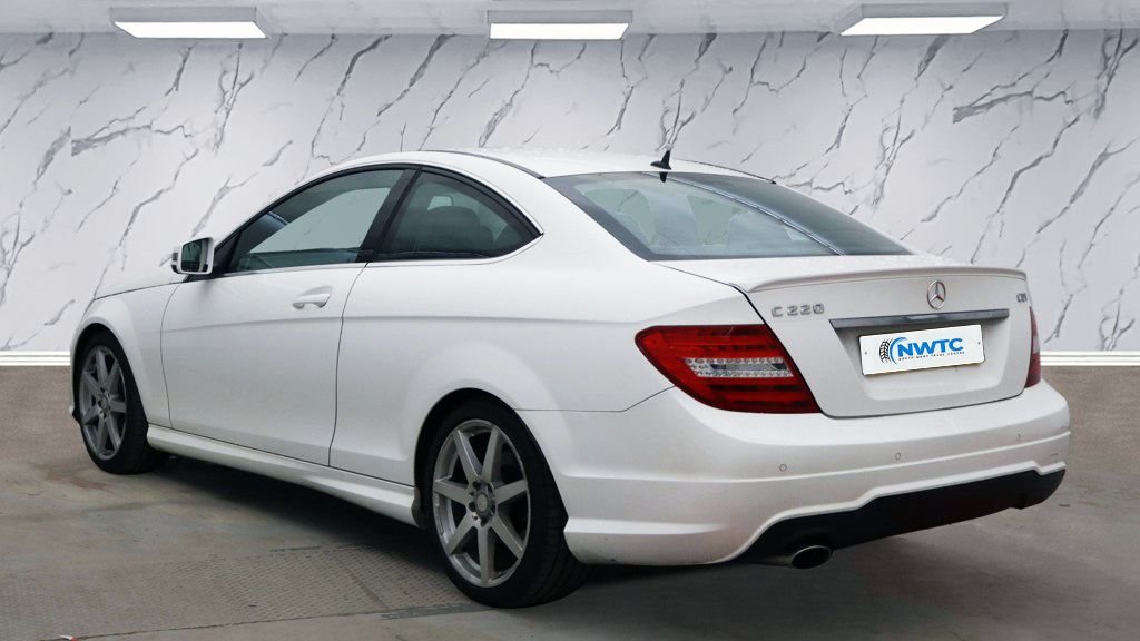 Used Mercedes-Benz C Class 2014 for sale - 78201027: Photo 6