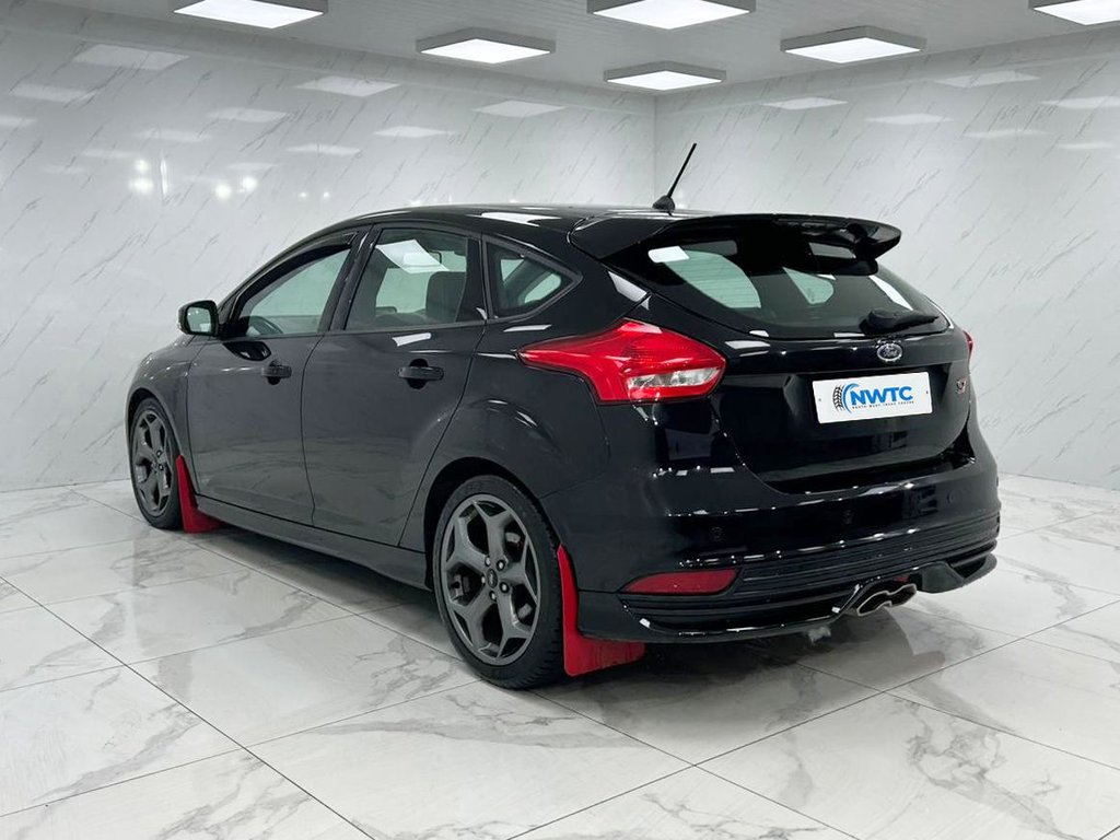 Used Ford Focus 2017 for sale - 76900390: Photo 10