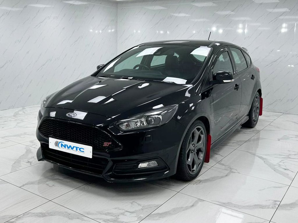 Used Ford Focus 2017 for sale - 76900390: Photo 5