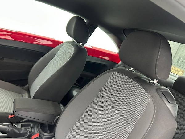 Used Volkswagen Beetle 2016 for sale - 76266894: Photo 12