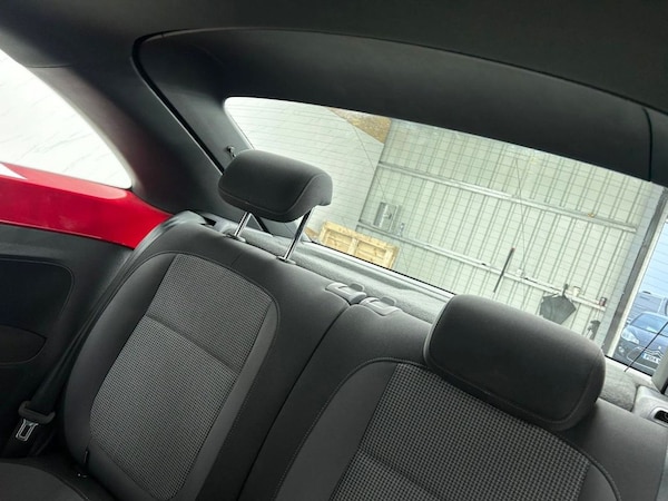 Used Volkswagen Beetle 2016 for sale - 76266894: Photo 18