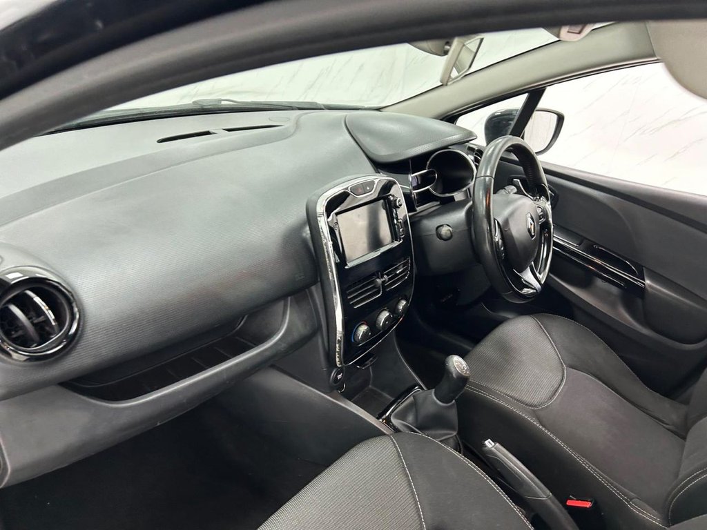 Used Renault Clio 2014 for sale - 77666645: Photo 12