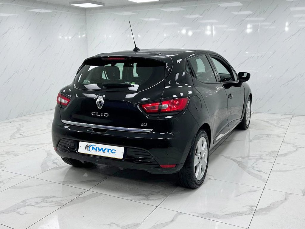 Used Renault Clio 2014 for sale - 77666645: Photo 9