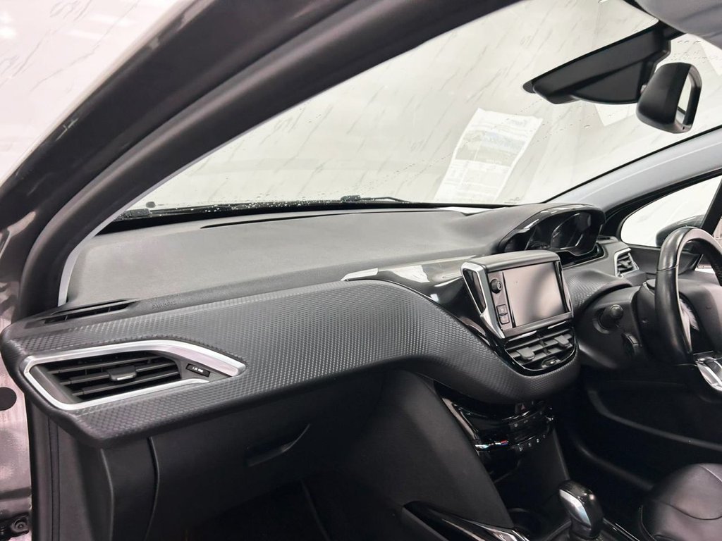 Used Peugeot 2008 2018 for sale - 77101019: Photo 12