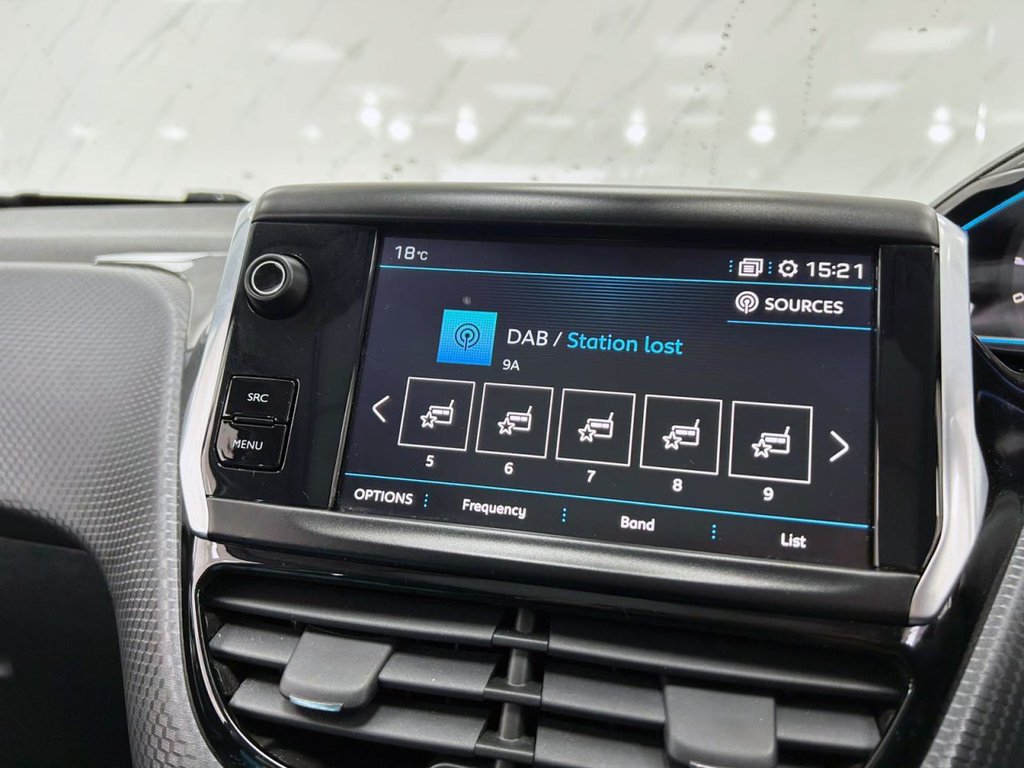 Used Peugeot 2008 2018 for sale - 77101019: Photo 14