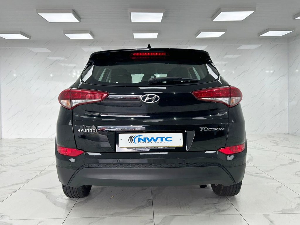 Used Hyundai TUCSON 2017 for sale - 76509432: Photo 8