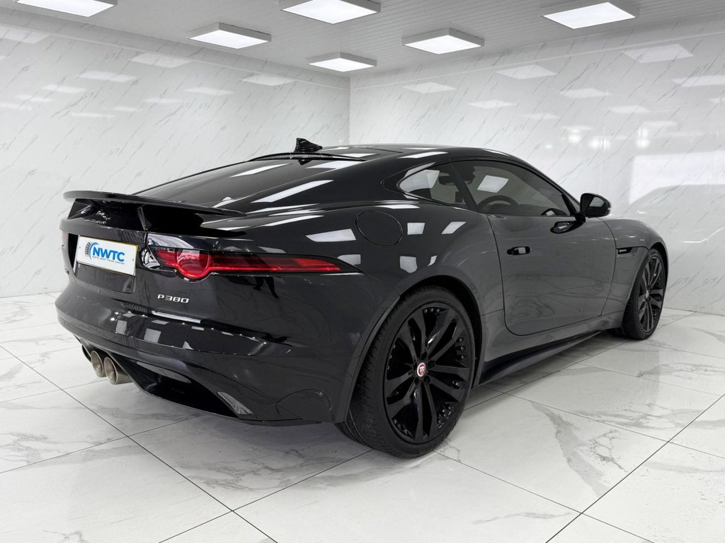 Used Jaguar F-Type 2020 for sale - 75992511: Photo 11