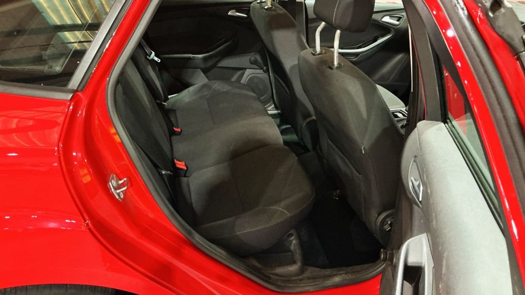 Used Ford Focus 2016 for sale - 76724993: Photo 11
