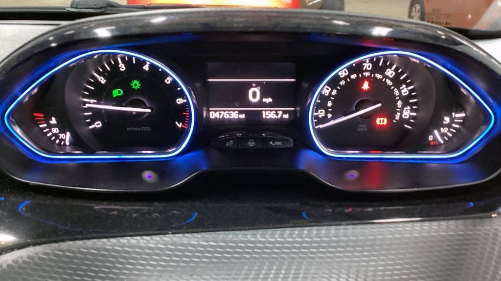 Used Peugeot 2008 2016 for sale - 76356922: Photo 9