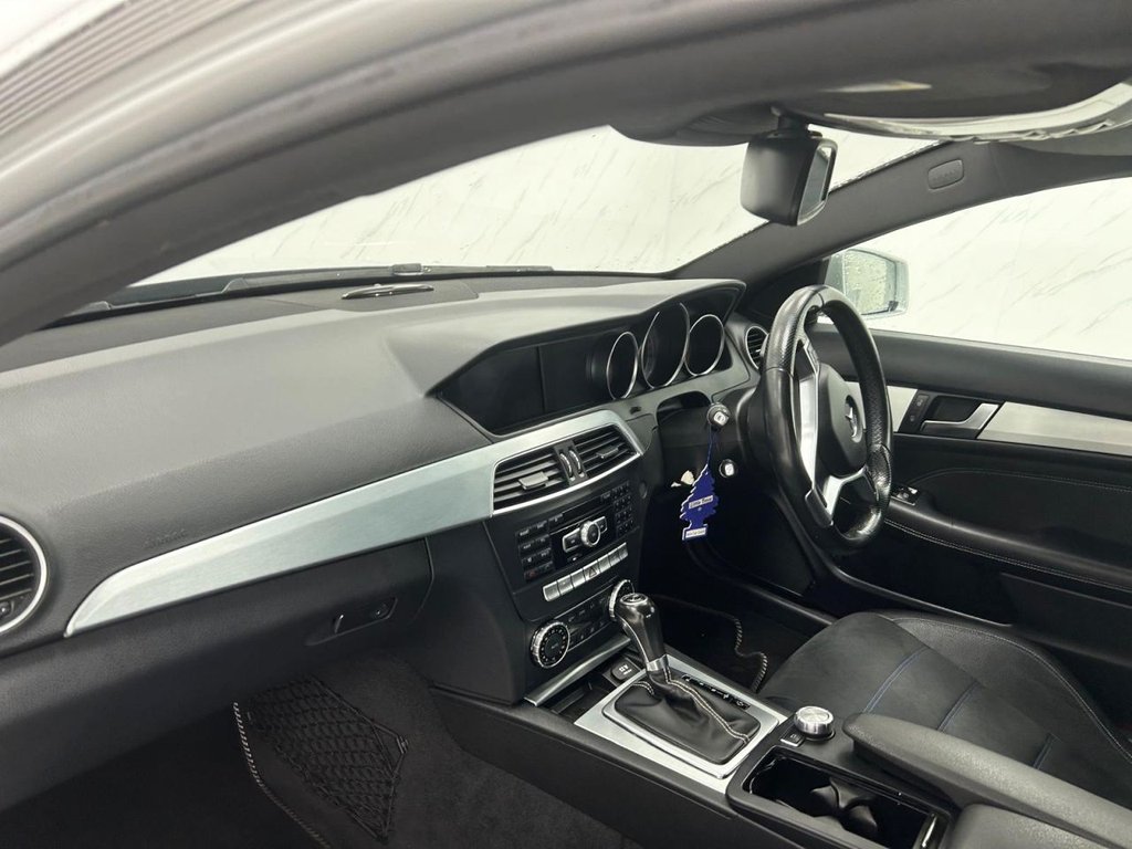Used Mercedes-Benz C Class 2014 for sale - 77263822: Photo 15