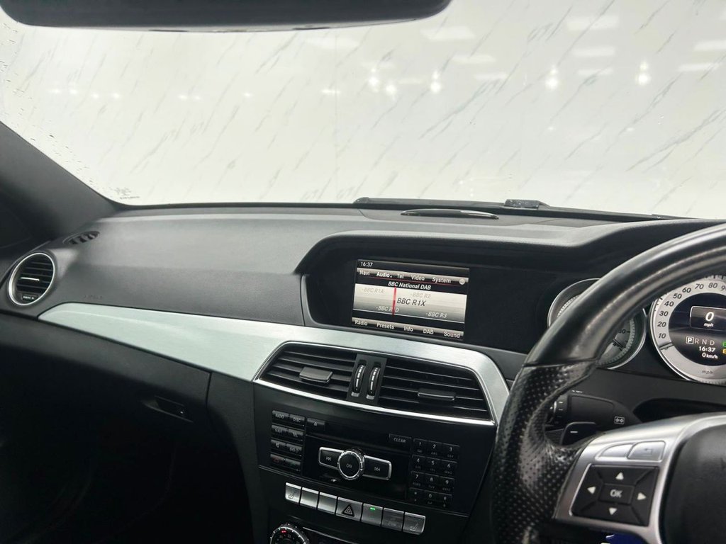 Used Mercedes-Benz C Class 2014 for sale - 77263822: Photo 17