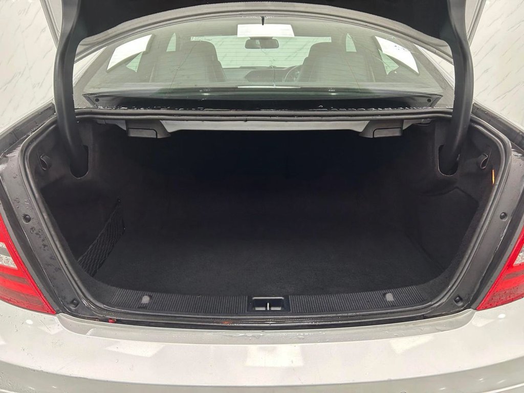Used Mercedes-Benz C Class 2014 for sale - 77263822: Photo 21