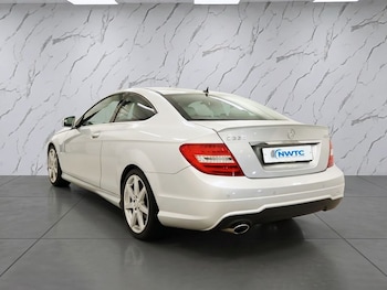 Used Mercedes-Benz C Class 2014 for sale - 77263822: Photo
