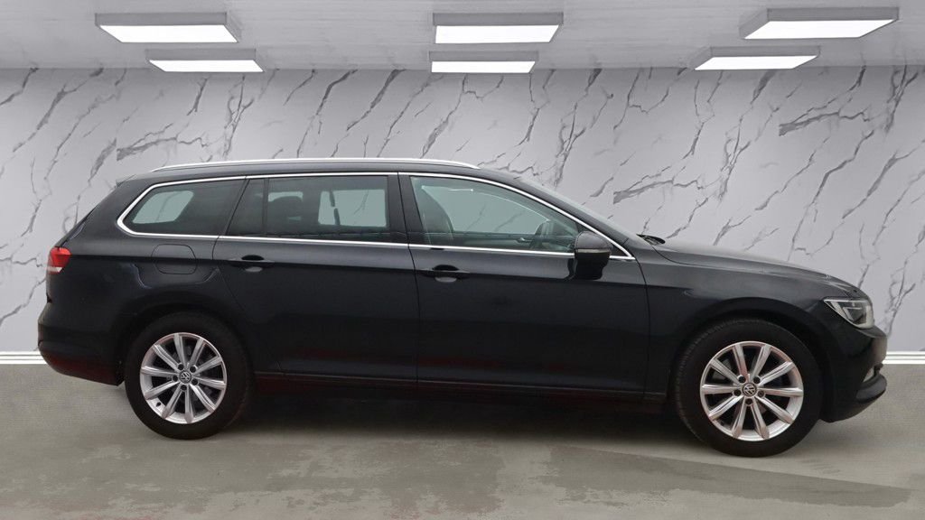 Used Volkswagen Passat 2018 for sale - 76430320: Photo 6