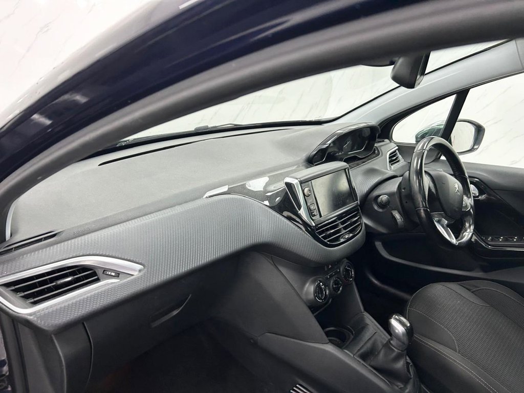 Used Peugeot 208 2017 for sale - 76867958: Photo 14