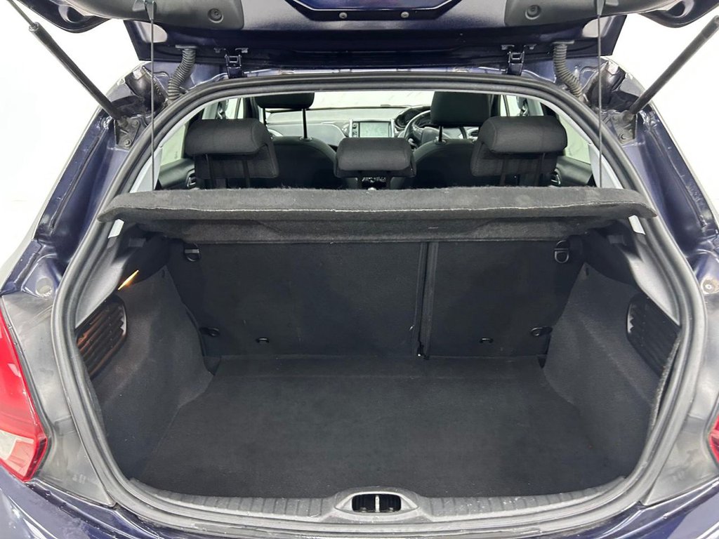 Used Peugeot 208 2017 for sale - 76867958: Photo 20