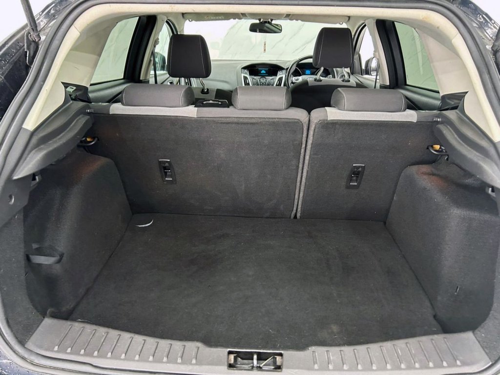 Used Ford Focus 2014 for sale - 78068842: Photo 21