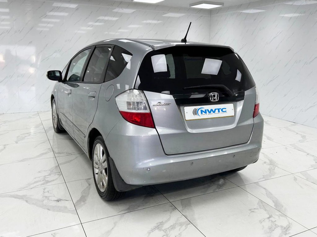 Used Honda Jazz 2010 for sale - 77276595: Photo 7