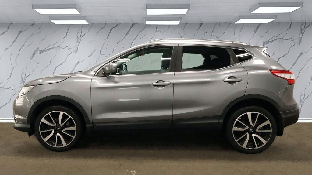 Used Nissan Qashqai 2015 for sale - 76768717: Photo 5