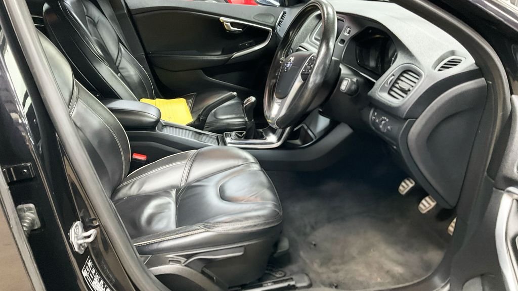 Used Volvo V40 2015 for sale - 77734761: Photo 14