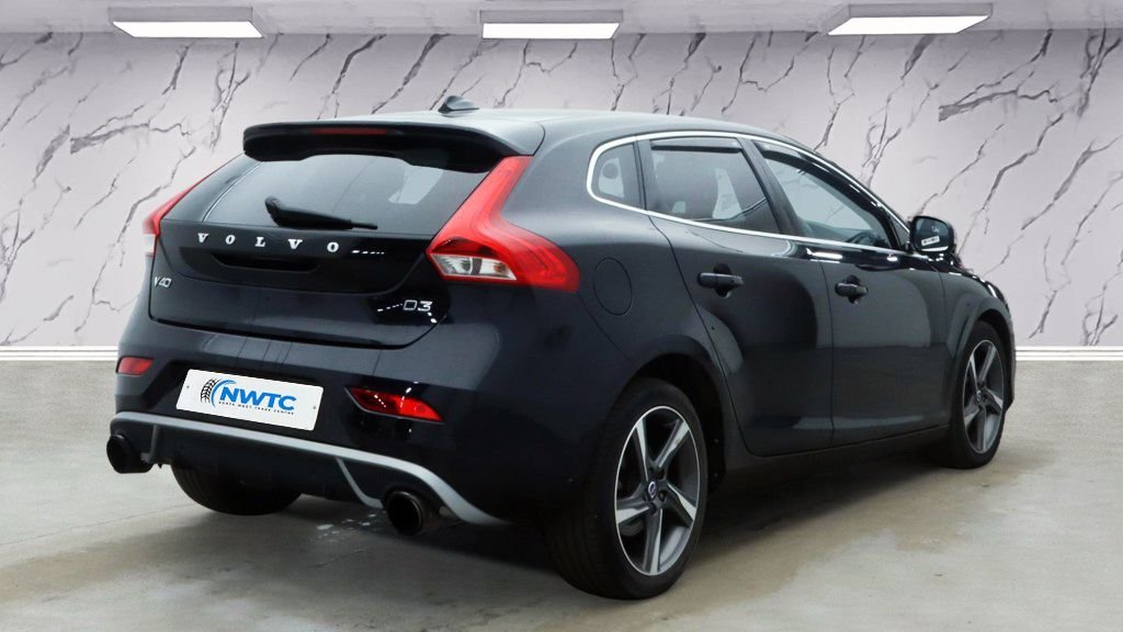 Used Volvo V40 2015 for sale - 77734761: Photo 7