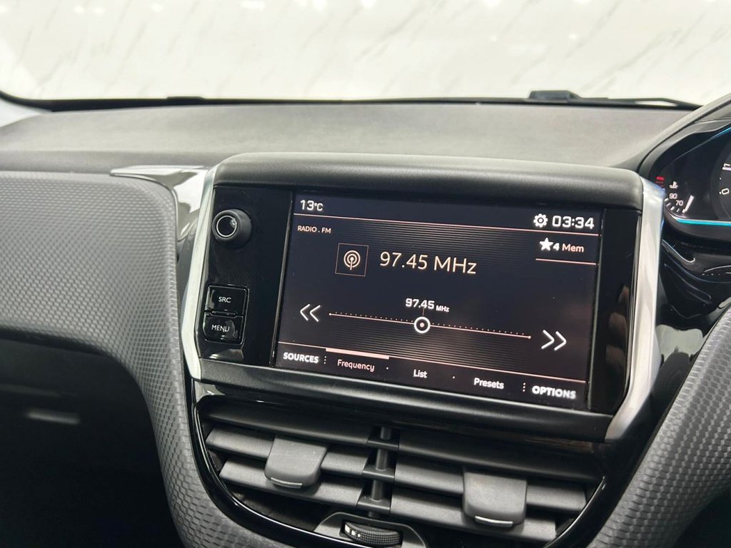 Used Peugeot 2008 2018 for sale - 76685874: Photo 14