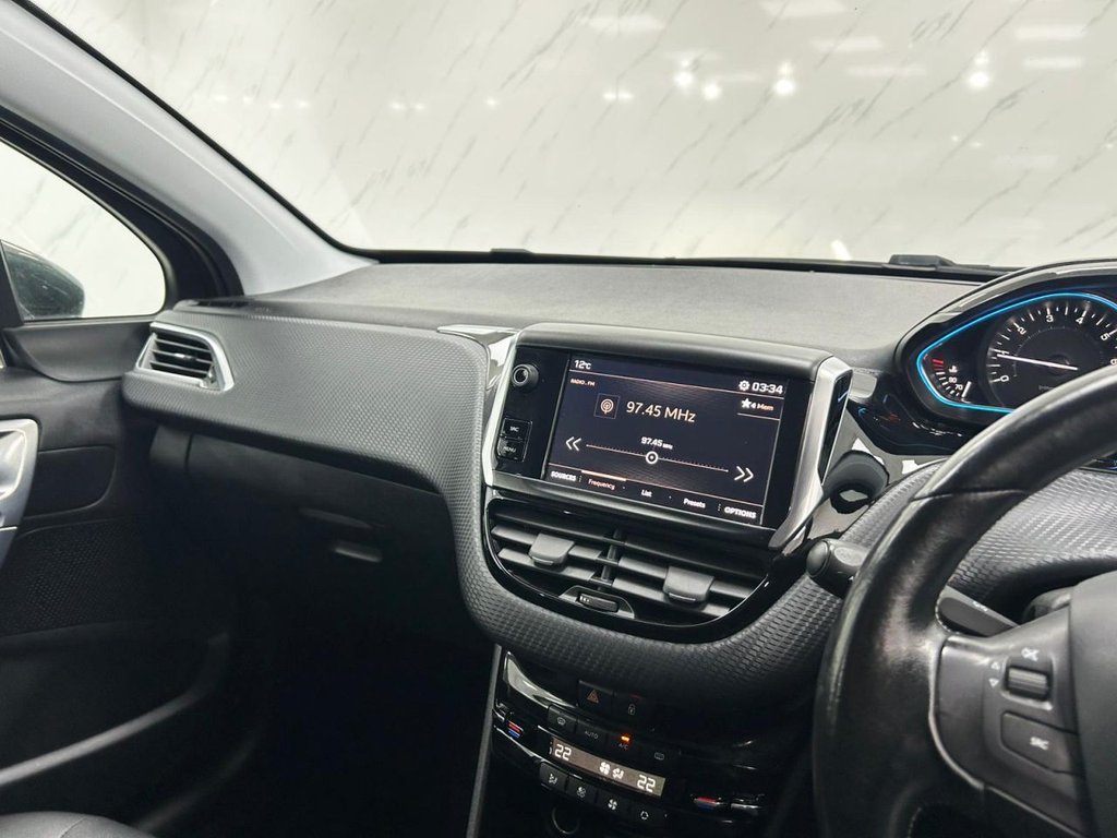 Used Peugeot 2008 2018 for sale - 76685874: Photo 15