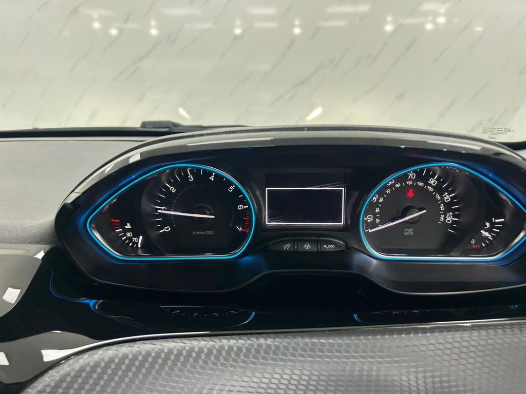 Used Peugeot 2008 2018 for sale - 76685874: Photo 16