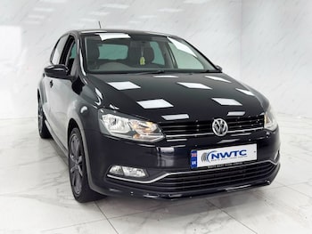 Used Volkswagen Polo 2015 for sale - 79409505: Photo