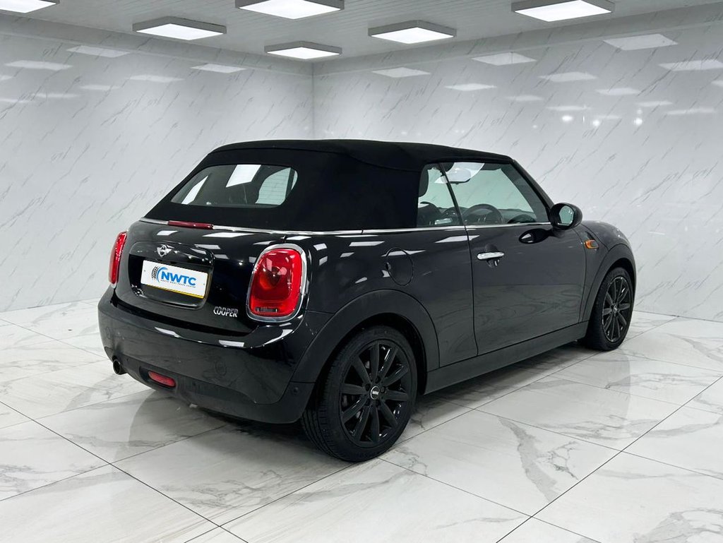 Used MINI Convertible 2016 for sale - 76604569: Photo 11