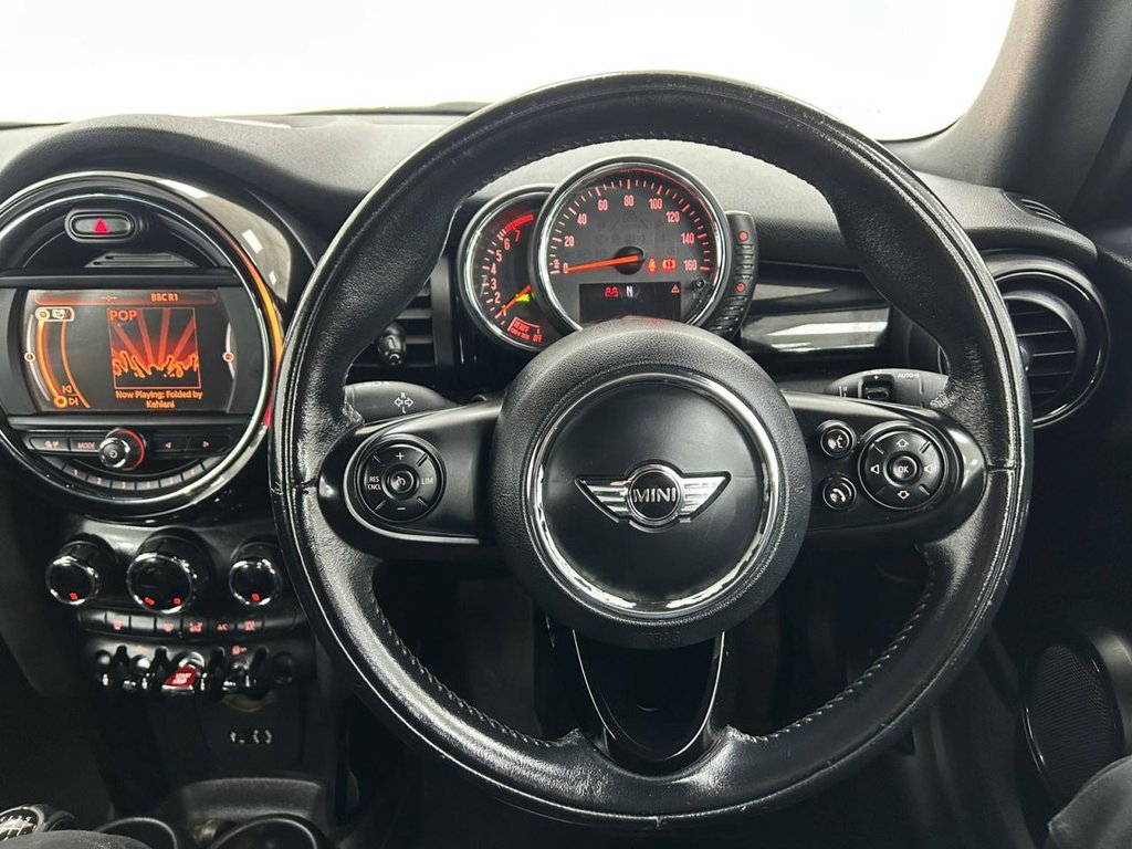 Used MINI Convertible 2016 for sale - 76604569: Photo 15