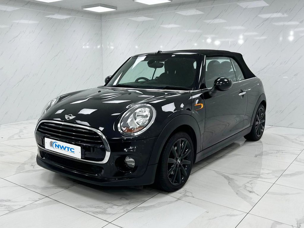 Used MINI Convertible 2016 for sale - 76604569: Photo 4