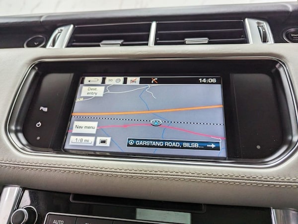 Used Land Rover Range Rover Sport 2015 for sale - 76216771: Photo 18