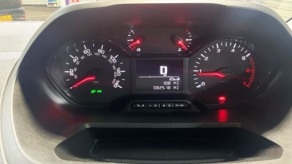 Used Peugeot Partner 2019 for sale - 76910451: Photo 9