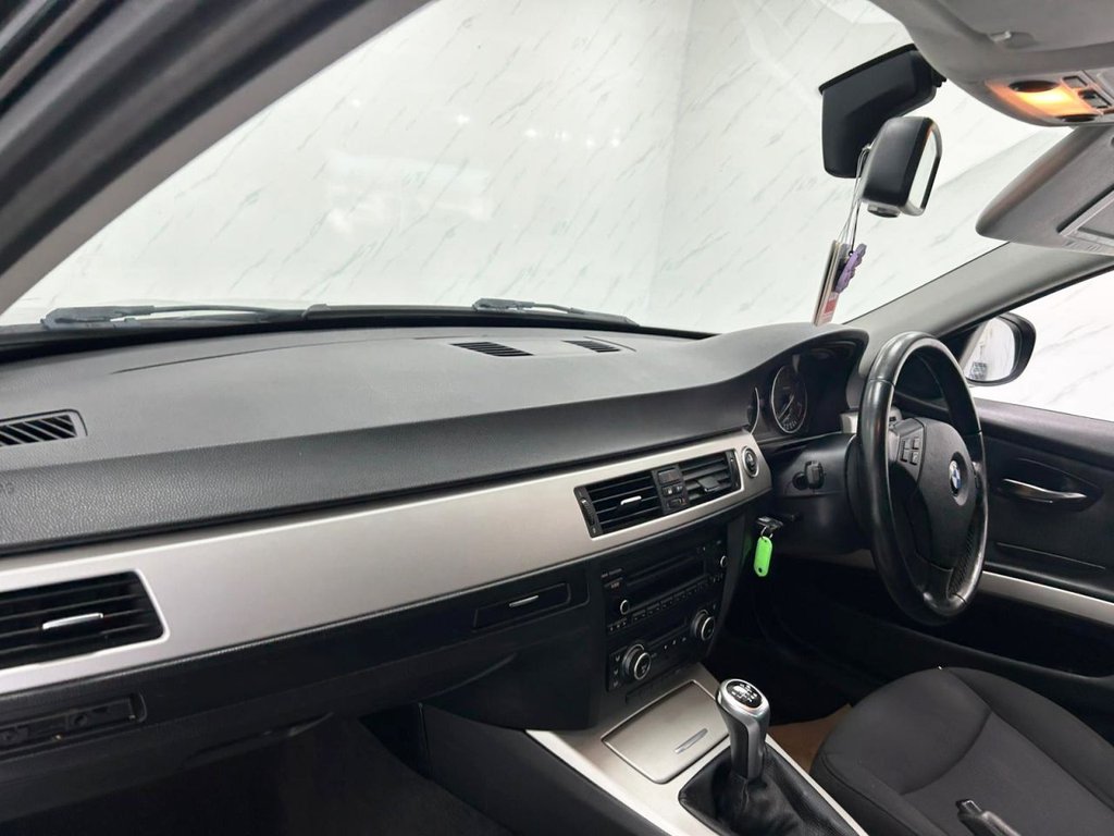 Used BMW 3 Series 2011 for sale - 76923391: Photo 13