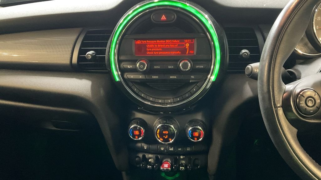 Used MINI Hatch 2015 for sale - 77275975: Photo 10