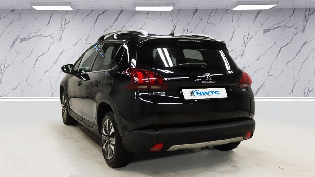 Used Peugeot 2008 2017 for sale - 77463945: Photo 5