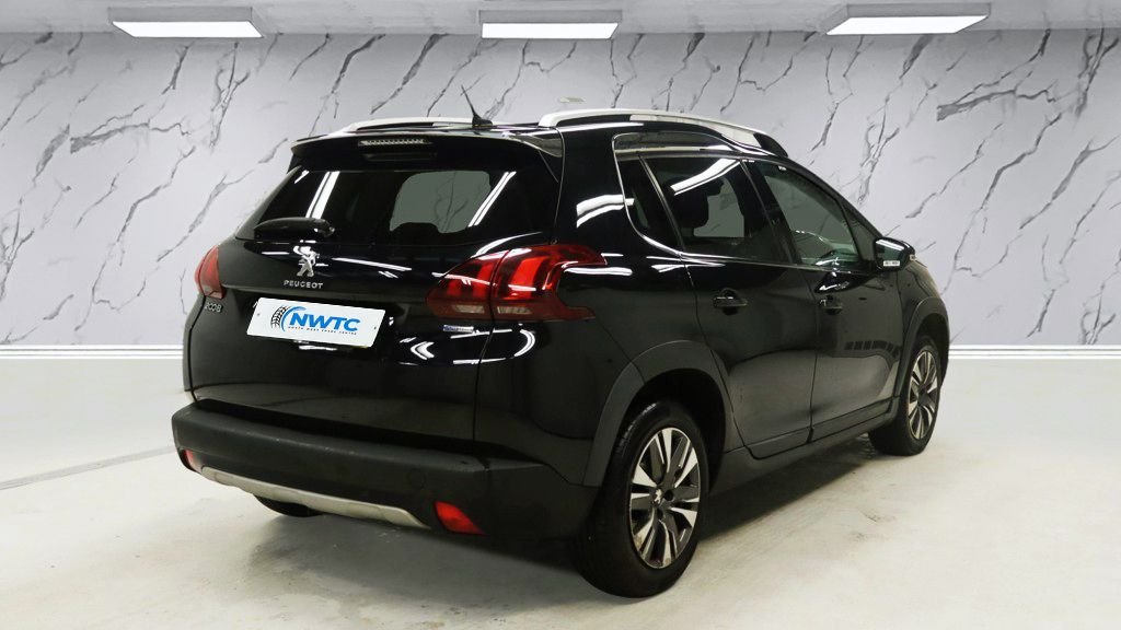 Used Peugeot 2008 2017 for sale - 77463945: Photo 6