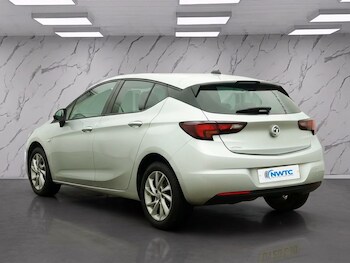 Used Vauxhall Astra 2020 for sale - 77263924: Photo