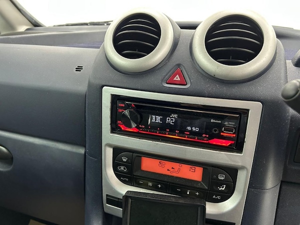 Used Peugeot 1007 2006 for sale - 76333295: Photo 18