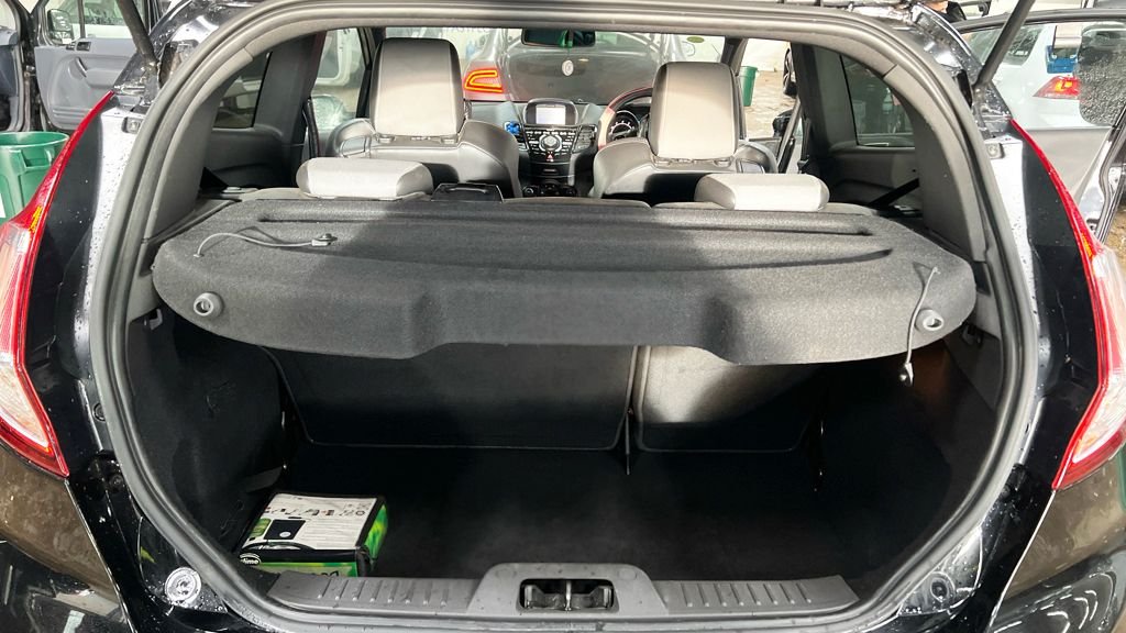 Used Ford Fiesta 2017 for sale - 76711047: Photo 12